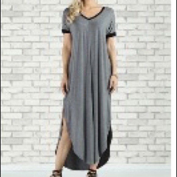 Suzanne Betro Dresses & Skirts - NWT Gray and Black Tee Shirt V-Neck Maxi Dress L
